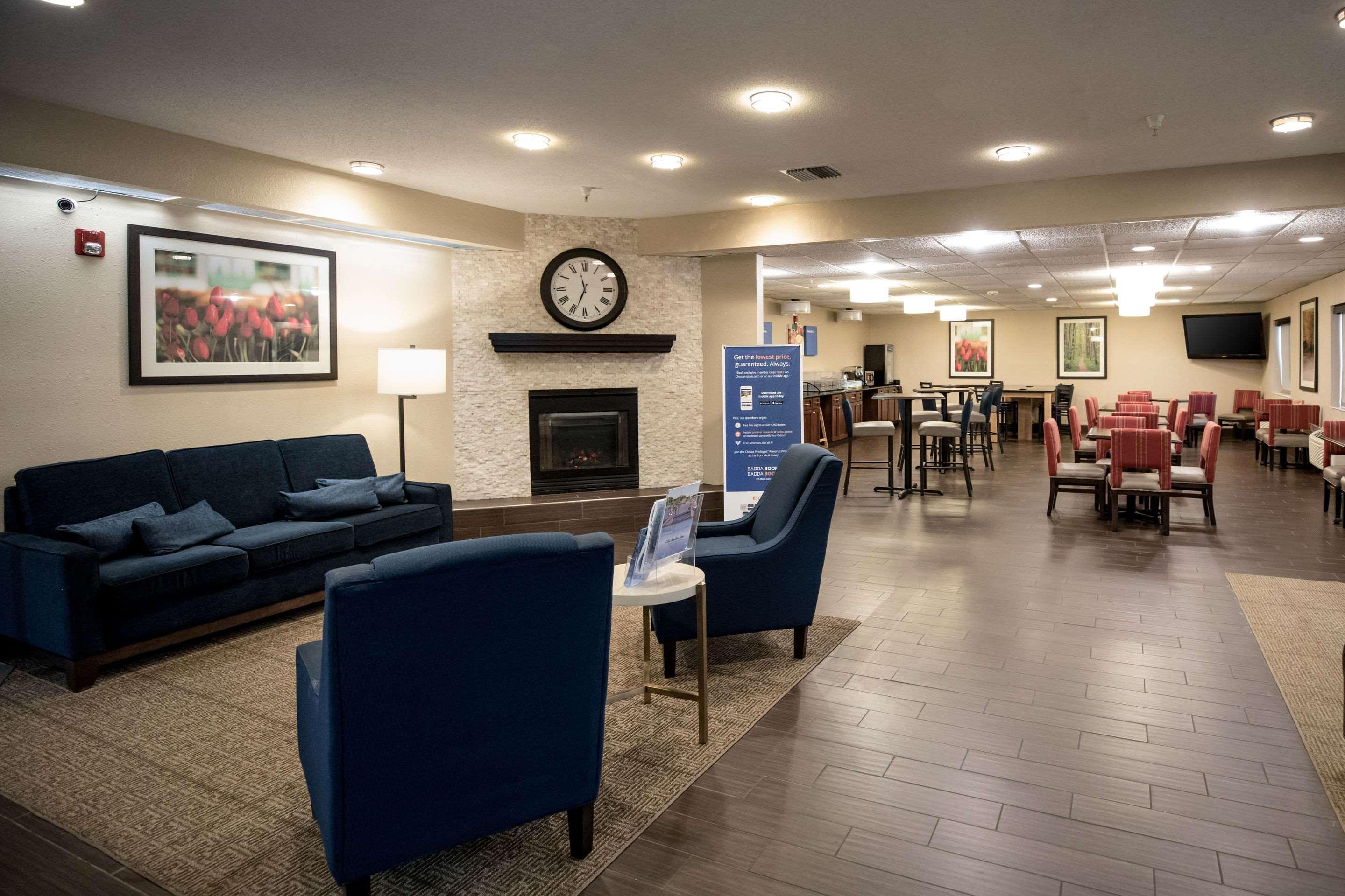 Comfort Inn & Suites Paw Paw Экстерьер фото